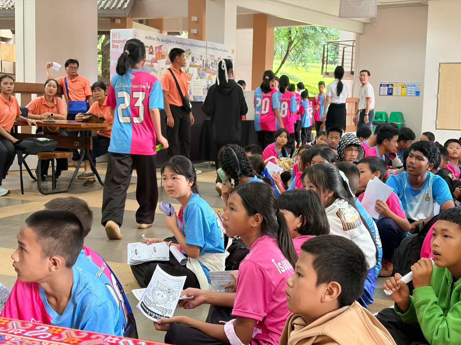 MFU News : LINE_ALBUM_สัปดาห์วิทย์_18-20_สค_69_260820_11.jpg